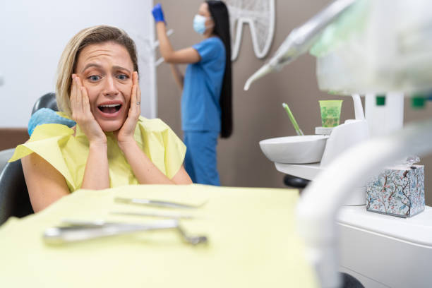 Best Walk-In Emergency Dental Services in Emmetsburg, IA